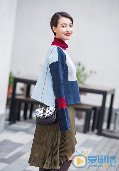 杨菲洋街拍 杨菲洋高清写真_杨菲洋高清剧照