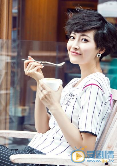 杨菲洋街拍 杨菲洋高清写真_杨菲洋高清剧照