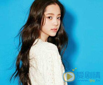 我们的挑战薛之谦的女搭档是谁？与薛之谦合唱《小幸运》的美女是谁？