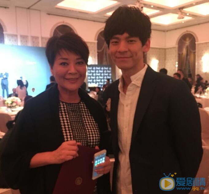 林伯宏合照 林伯宏高清写真_林伯宏高清剧照