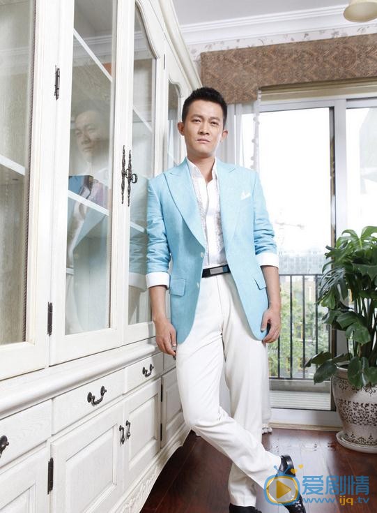 杨志刚蓝色写真 杨志刚高清写真_杨志刚高清剧照
