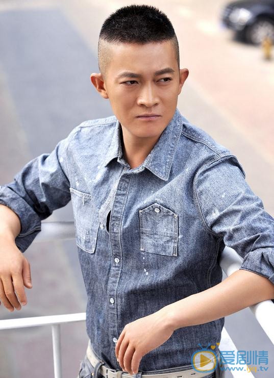 杨志刚帅气写真 杨志刚高清写真_杨志刚高清剧照