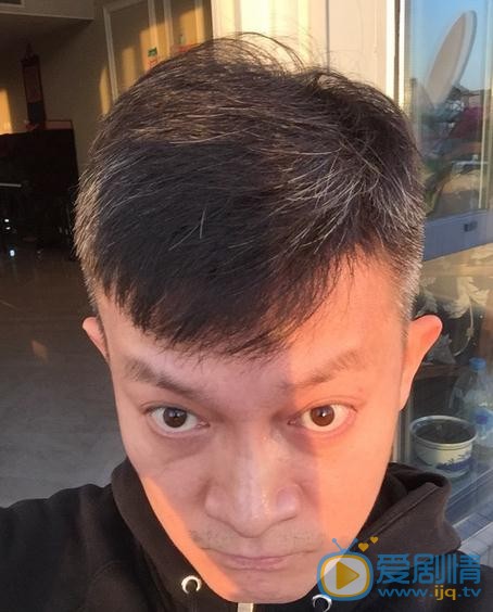 杨志刚生活照 杨志刚高清写真_杨志刚高清剧照
