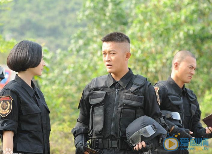 杨志刚《火蓝刀锋》剧照 杨志刚高清写真_杨志刚高清剧照