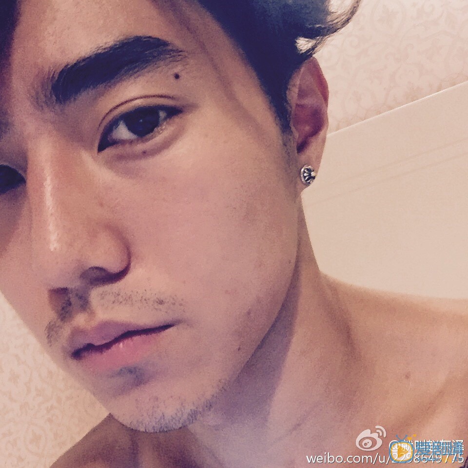 赵东泽生活照 赵东泽高清写真_赵东泽高清剧照