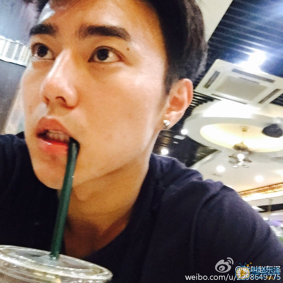 赵东泽生活照 赵东泽高清写真_赵东泽高清剧照