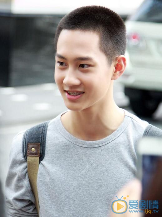 Captain生活照 Captain高清写真_Captain高清剧照