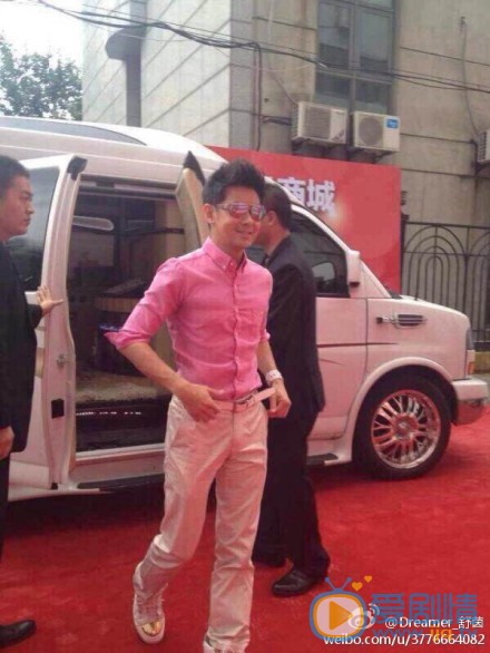 林志颖2014行程照片 林志颖高清写真_林志颖高清剧照