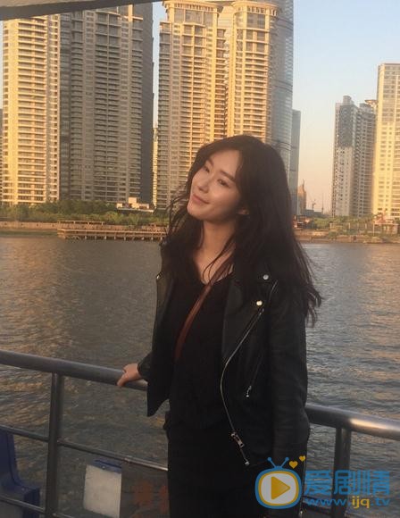 黄以娜生活照 黄以娜高清写真_黄以娜高清剧照