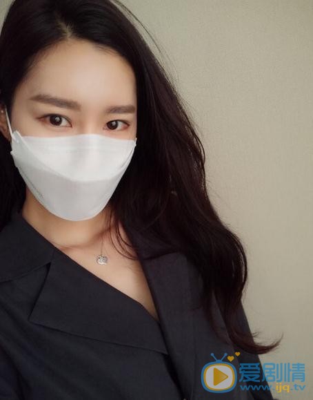 黄以娜生活照 黄以娜高清写真_黄以娜高清剧照