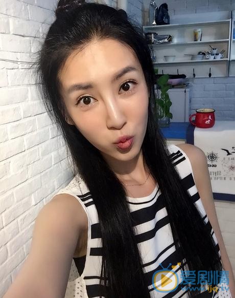 杨卿生活照 杨卿高清写真_杨卿高清剧照