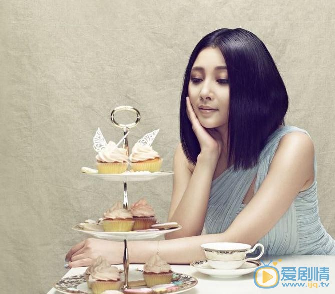 殷桃温雅写真 殷桃高清写真_殷桃高清剧照