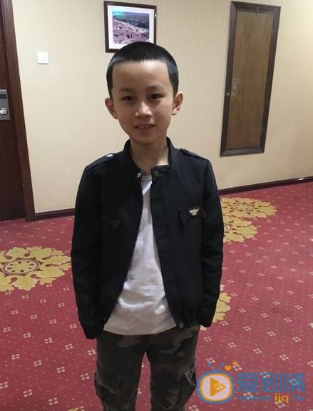 崔璨生活照 崔璨高清写真_崔璨高清剧照