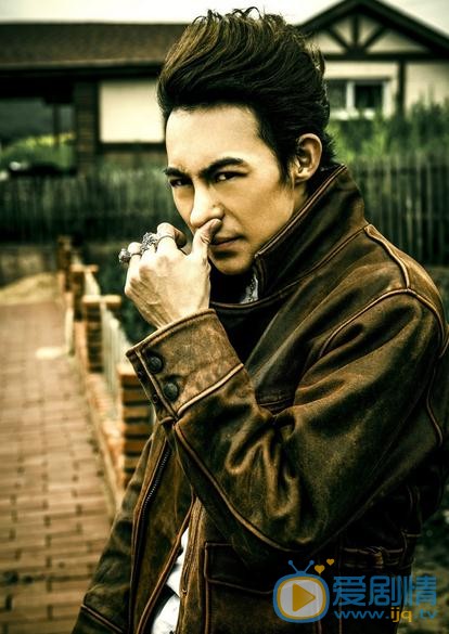 威力斯硬汉写真 威力斯高清写真_威力斯高清剧照