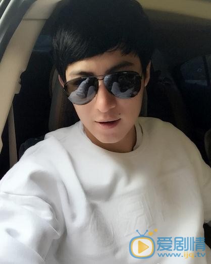 威力斯生活照 威力斯高清写真_威力斯高清剧照