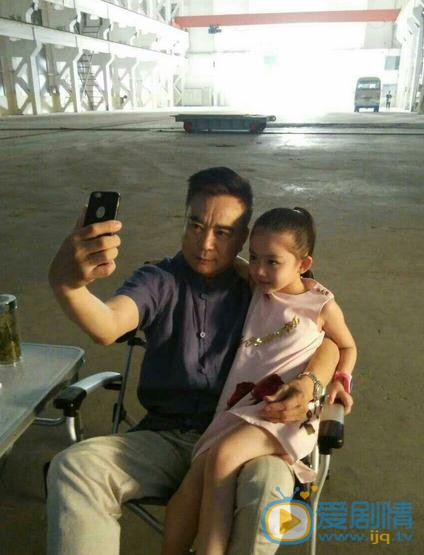王亭文与明星合照 王亭文高清写真_王亭文高清剧照