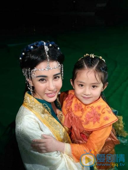 王亭文与明星合照 王亭文高清写真_王亭文高清剧照