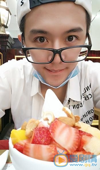 徐嘉苇生活照 徐嘉苇高清写真_徐嘉苇高清剧照