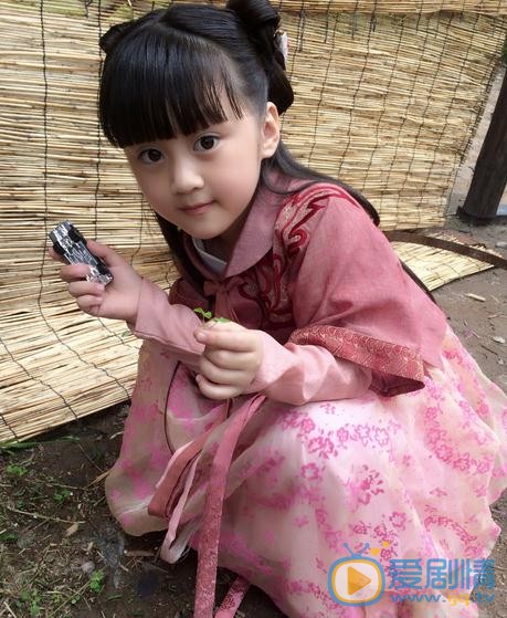 王芷璇片场照 王芷璇高清写真_王芷璇高清剧照