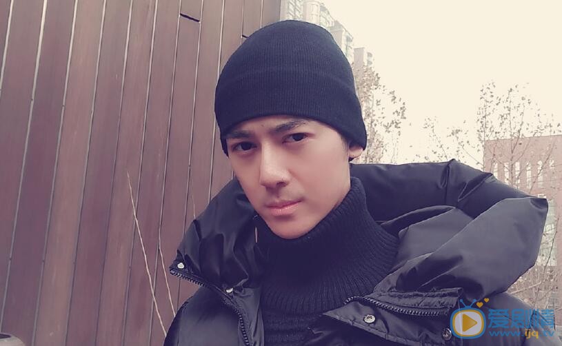 李鹤早期照 李鹤高清写真_李鹤高清剧照