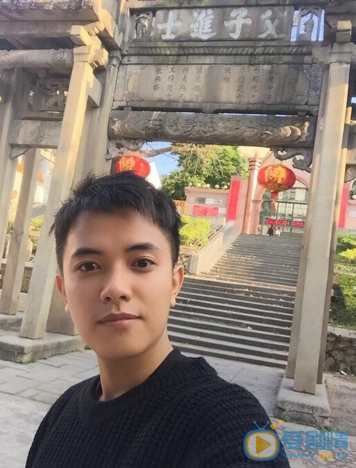 饶威生活照 饶威高清写真_饶威高清剧照
