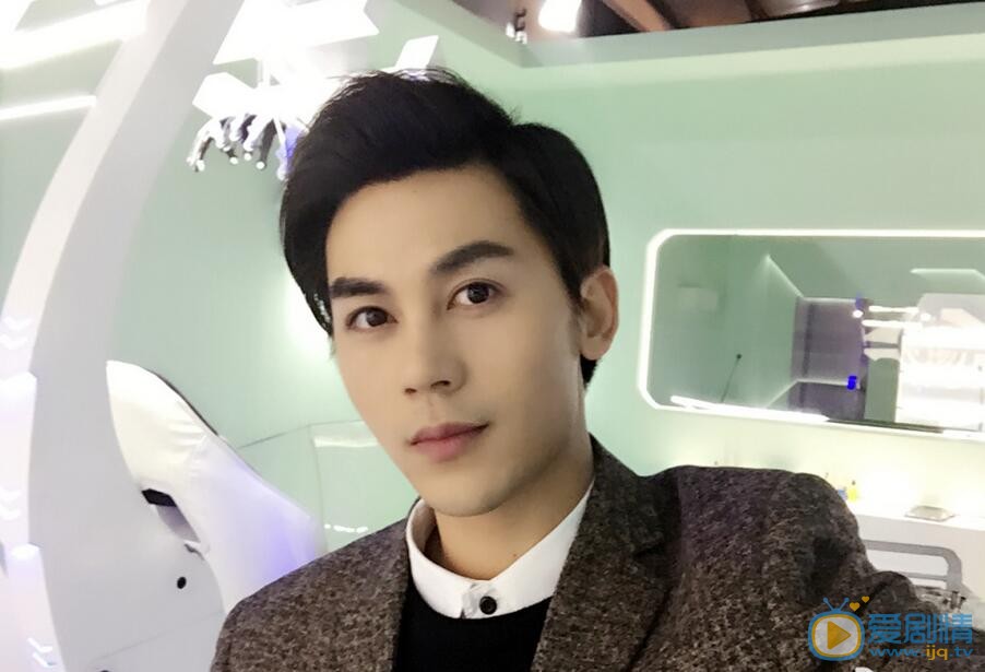 陆钧彦生活照 陆钧彦高清写真_陆钧彦高清剧照