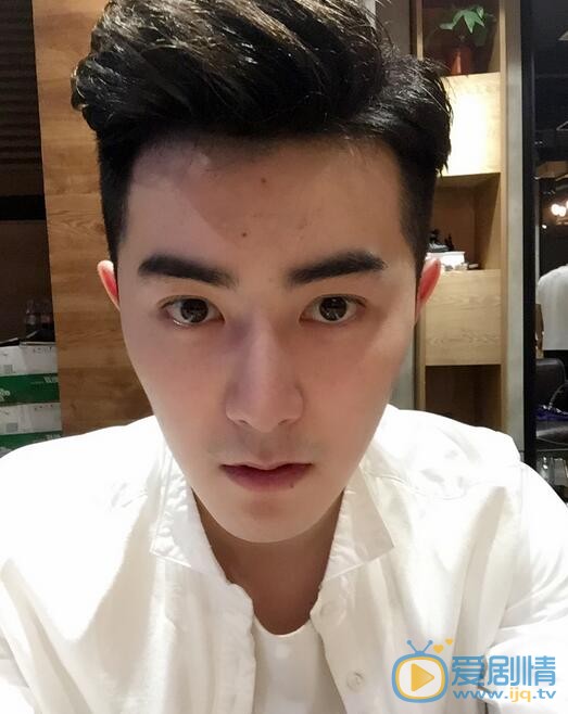 柏程俊生活照 柏程俊高清写真_柏程俊高清剧照
