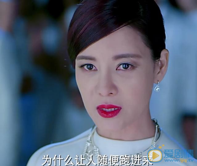 云巅之上展眉和简兮是什么关系？简兮和展眉是母女关系吗？