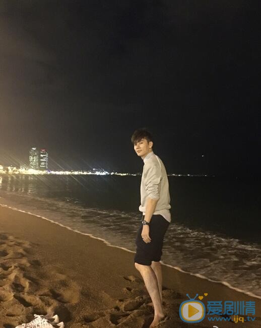 王嘉生活照 王嘉高清写真_王嘉高清剧照