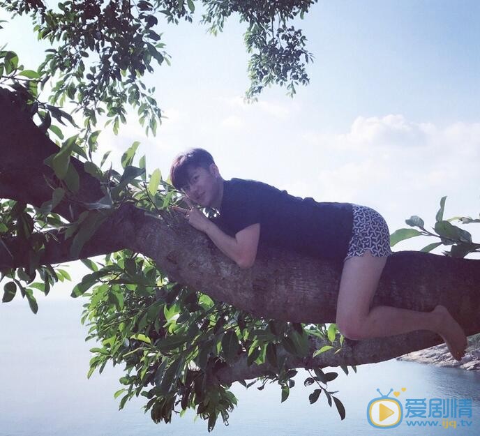 王嘉生活照 王嘉高清写真_王嘉高清剧照