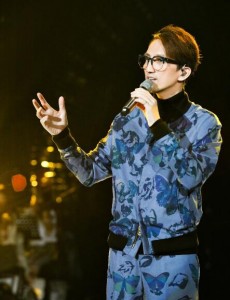 歌手林志炫再现中国风歌曲《御龙铭千古》 霸气“轰炸”舞台
