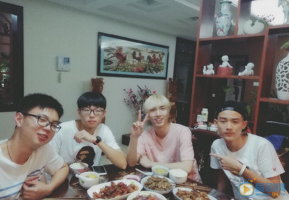 赵磊合照 赵磊高清写真_赵磊高清剧照