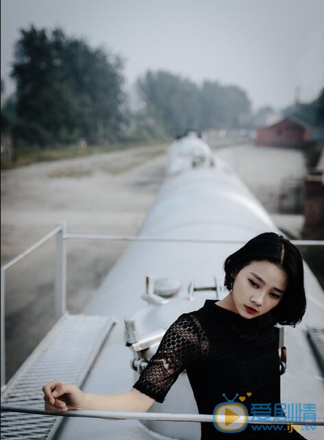 鲁照华冷艳写真 鲁照华高清写真_鲁照华高清剧照