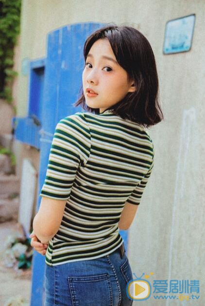 鲁照华夏日写真 鲁照华高清写真_鲁照华高清剧照