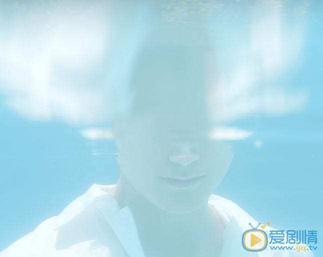 黄靖翔水中写真 黄靖翔高清写真_黄靖翔高清剧照
