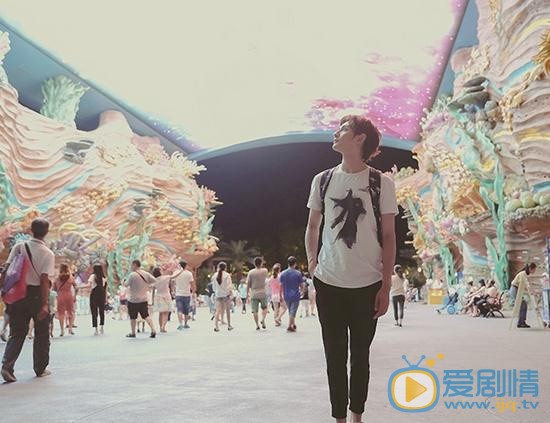 黄靖翔海底世界写真 黄靖翔高清写真_黄靖翔高清剧照