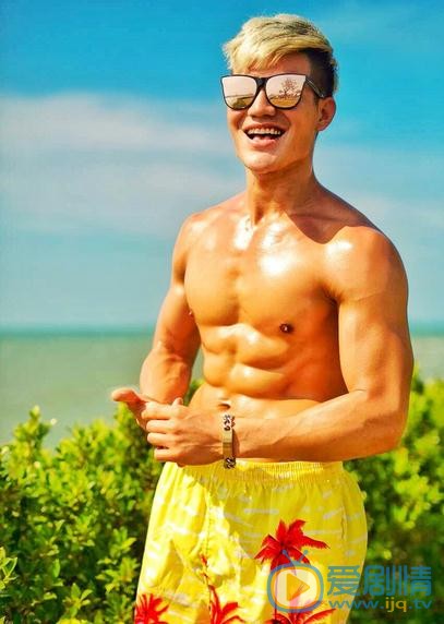 谢孟伟肌肉写真 谢孟伟高清写真_谢孟伟高清剧照