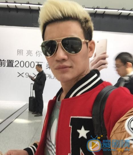 谢孟伟生活照 谢孟伟高清写真_谢孟伟高清剧照