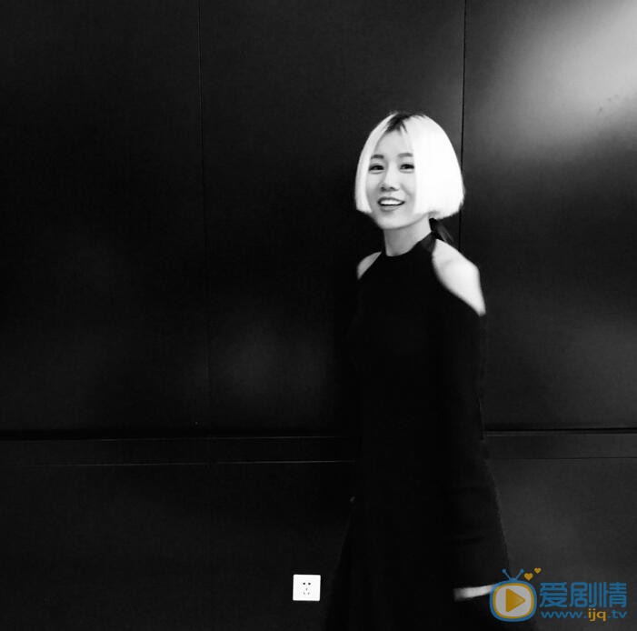 奇葩大会徐老师徐妍是谁？深夜发媸徐老师个人资料介绍