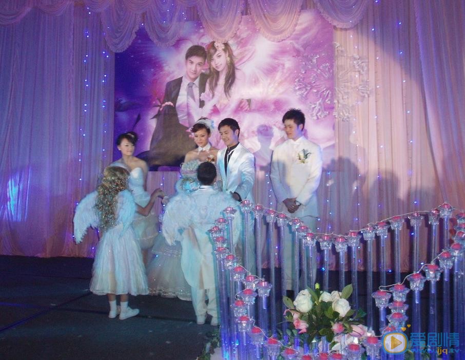 田亮和叶一茜结婚照 田亮高清写真_田亮高清剧照