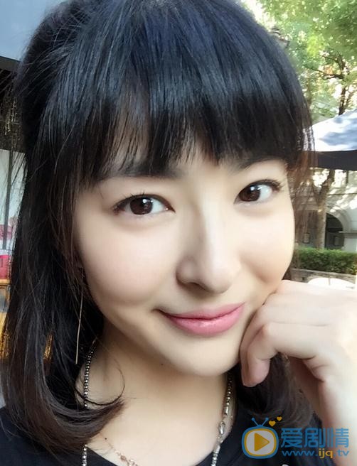 杨紫彤生活照 杨紫彤高清写真_杨紫彤高清剧照