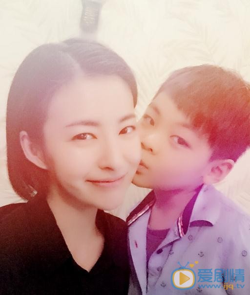 杨紫彤片场照 杨紫彤高清写真_杨紫彤高清剧照
