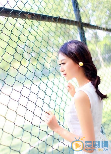 马小茜街拍写真 马小茜高清写真_马小茜高清剧照