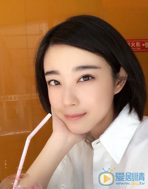 唐昕生活照 唐昕高清写真_唐昕高清剧照