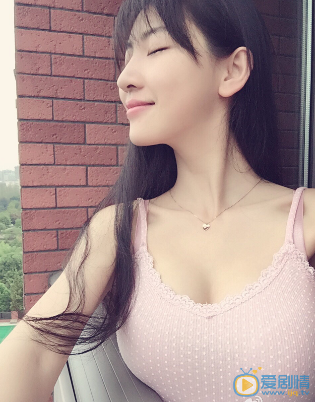 吕莹娜生活照 吕莹娜高清写真_吕莹娜高清剧照