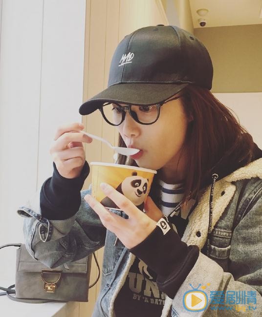 夏阳生活照 夏阳高清写真_夏阳高清剧照