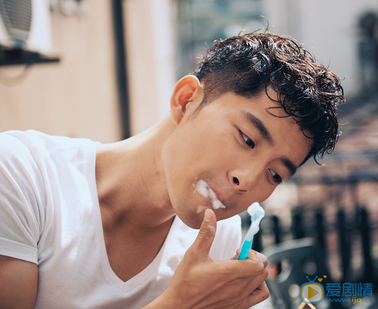 陈奕龙休闲写真 陈奕龙高清写真_陈奕龙高清剧照