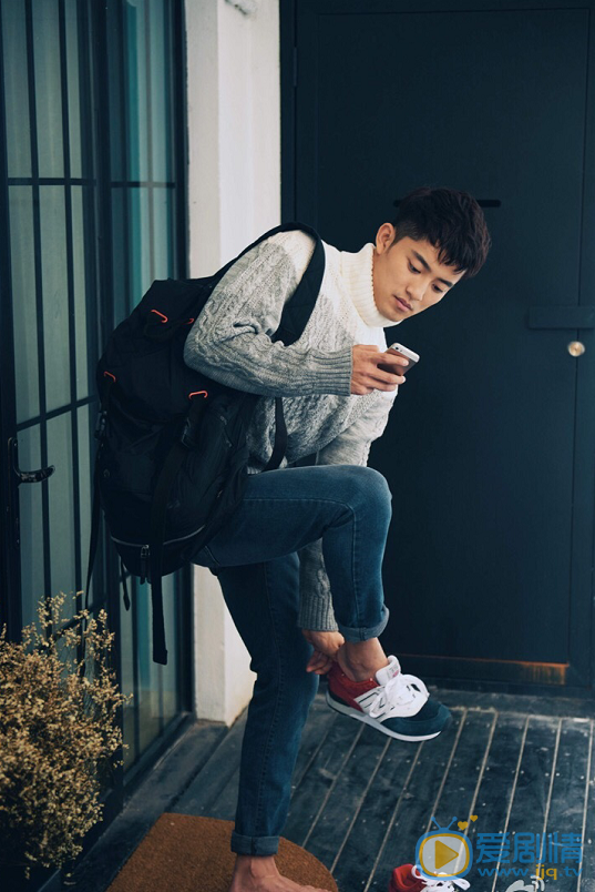 陈奕龙休闲写真 陈奕龙高清写真_陈奕龙高清剧照