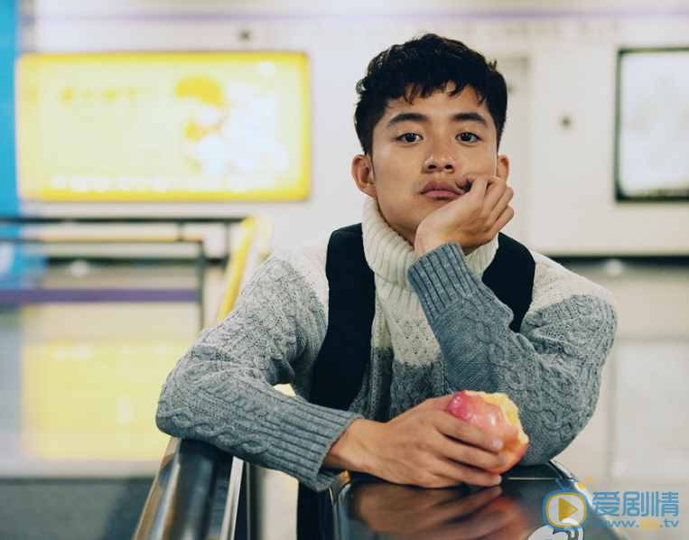 陈奕龙休闲写真 陈奕龙高清写真_陈奕龙高清剧照