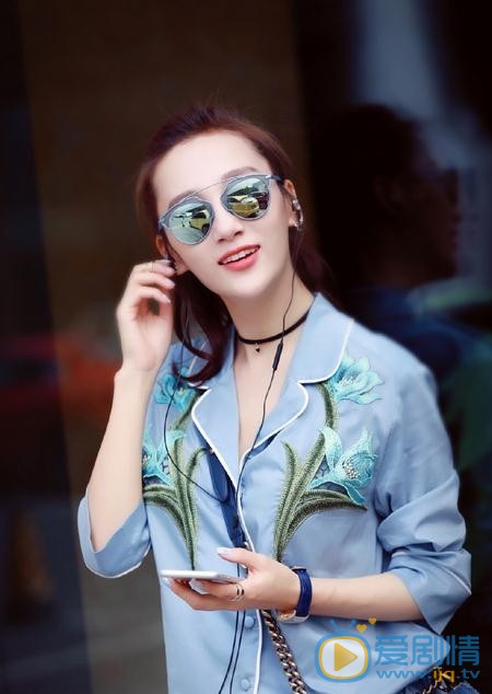 高洋休闲街拍 高洋高清写真_高洋高清剧照